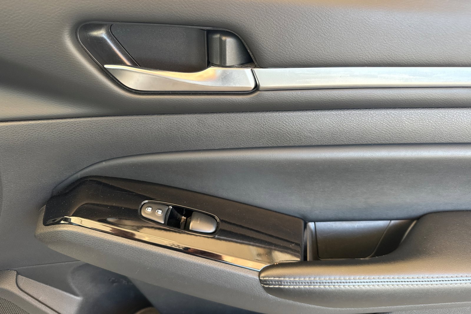 Used 2023 Nissan Altima 2.5 SV image 21