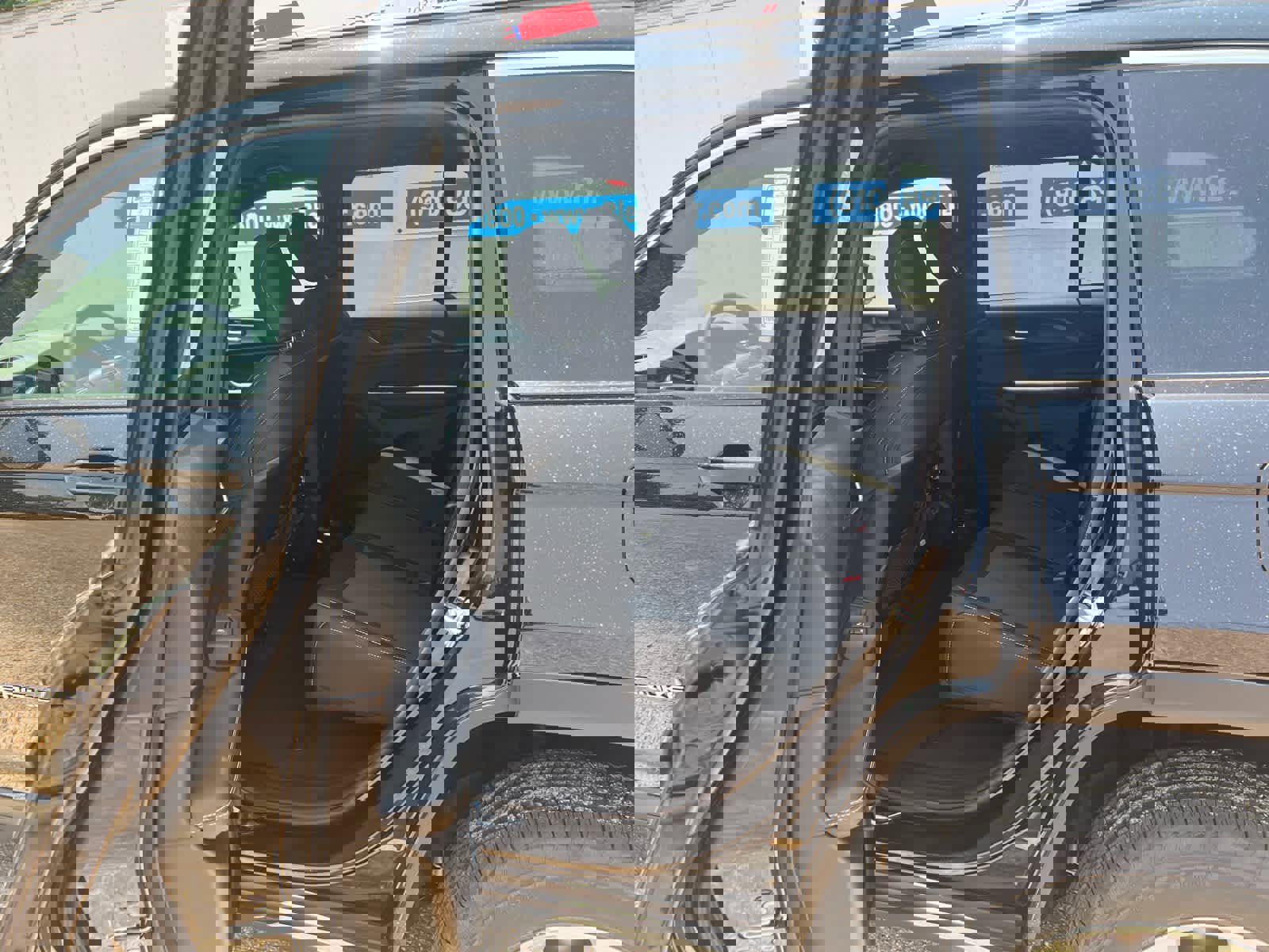 New 2025 Jeep Grand Cherokee Laredo w/ Luxury Tech Group I image 38