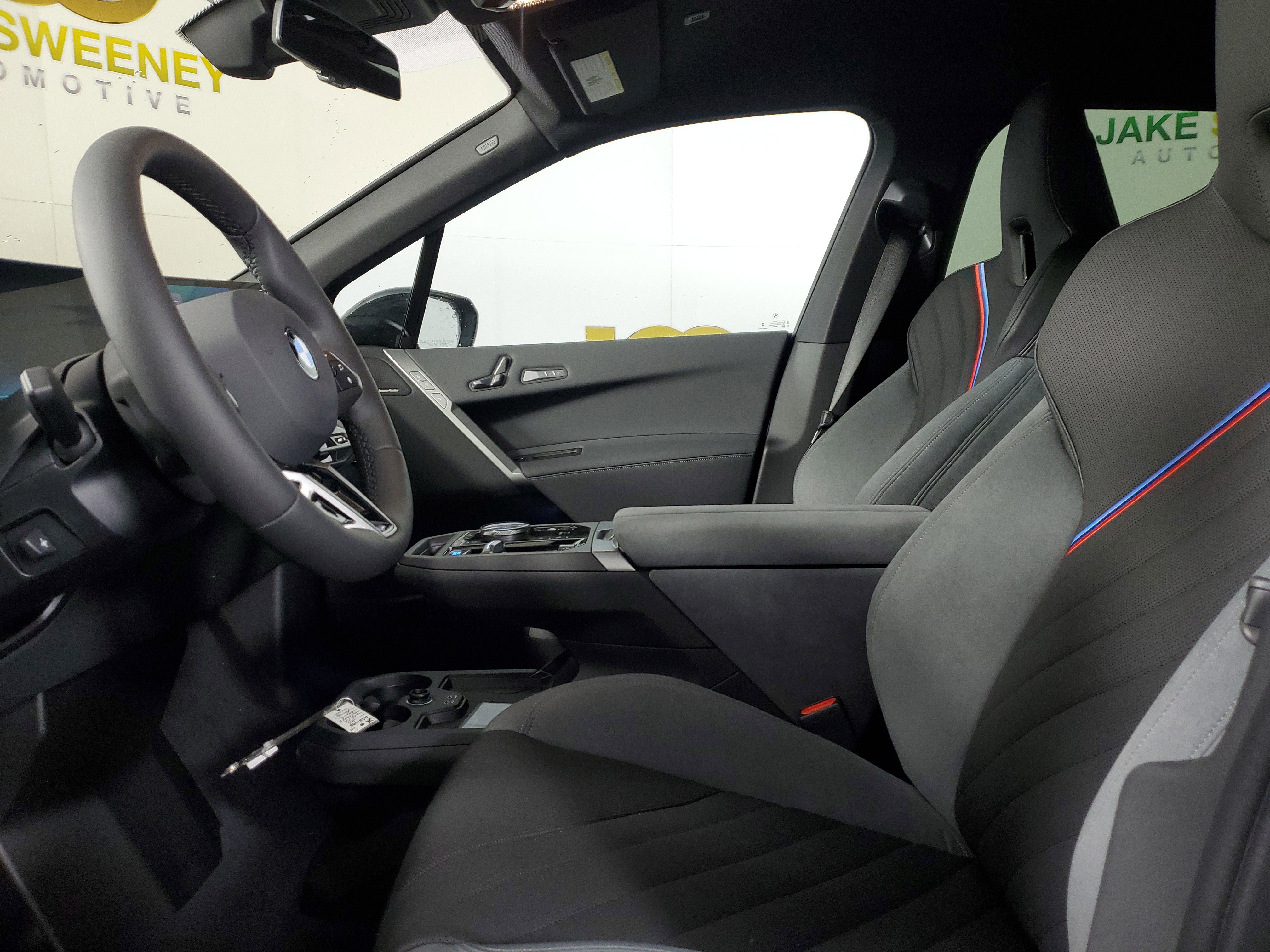 New 2026 BMW iX xDrive45 w/ M Sport Package image 9