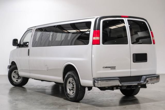Used 2012 Chevrolet Express 3500 LT w/ LT Preferred Equipment Group image 17