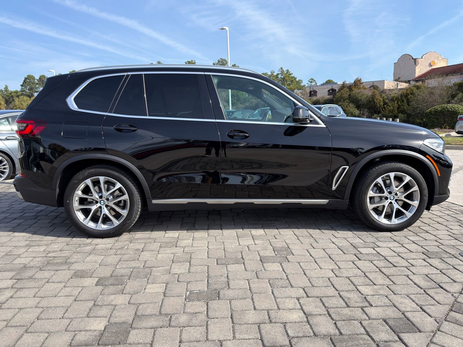 Certified 2023 BMW X5 xDrive40i w/ Premium Package image 8