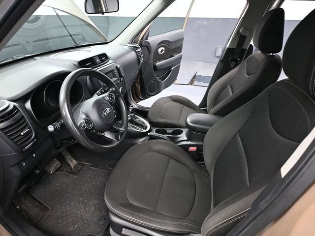 Used 2016 Kia Soul Base image 19