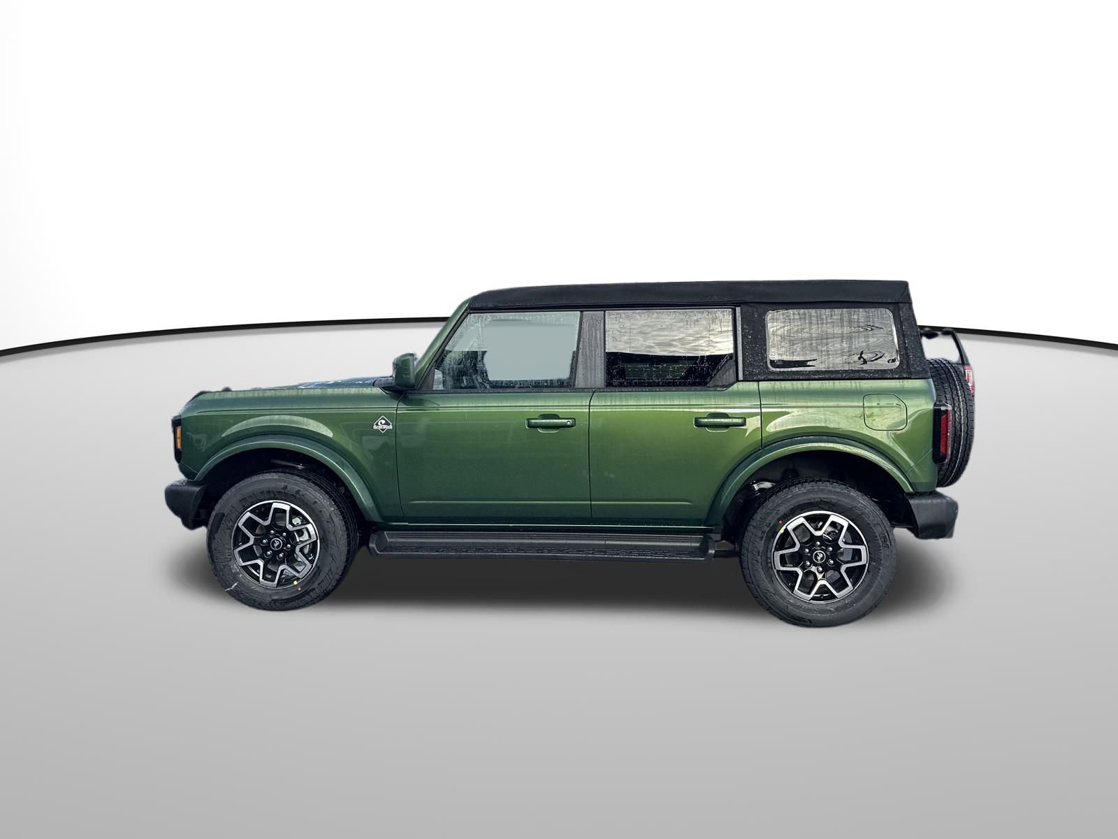 New 2025 Ford Bronco Outer Banks image 3