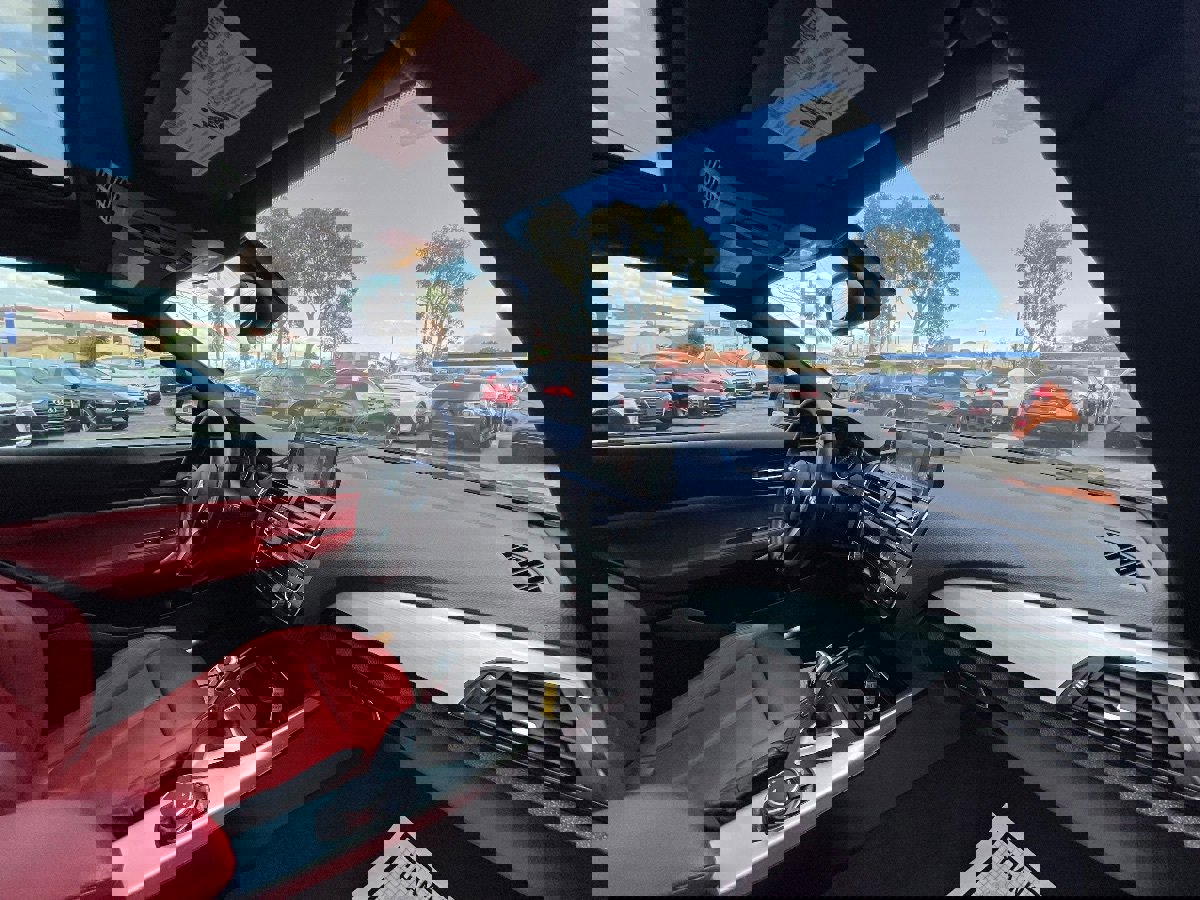 Used 2015 BMW M235i xDrive Coupe image 12