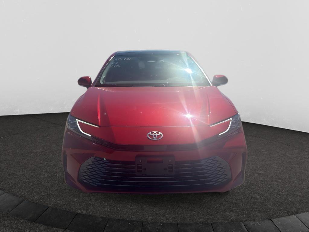 Used 2025 Toyota Camry XLE w/ Premium Package image 2