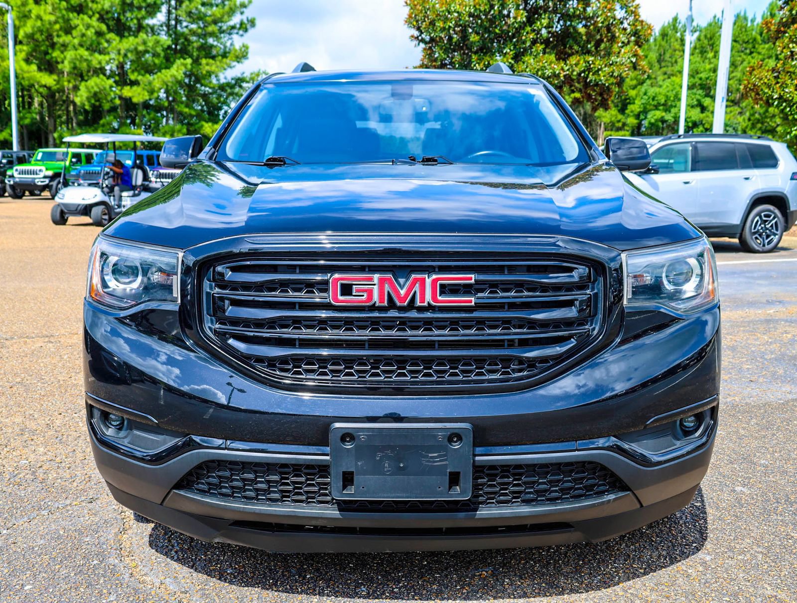 Used 2019 GMC Acadia SLT w/ Black Edition FWD image 3