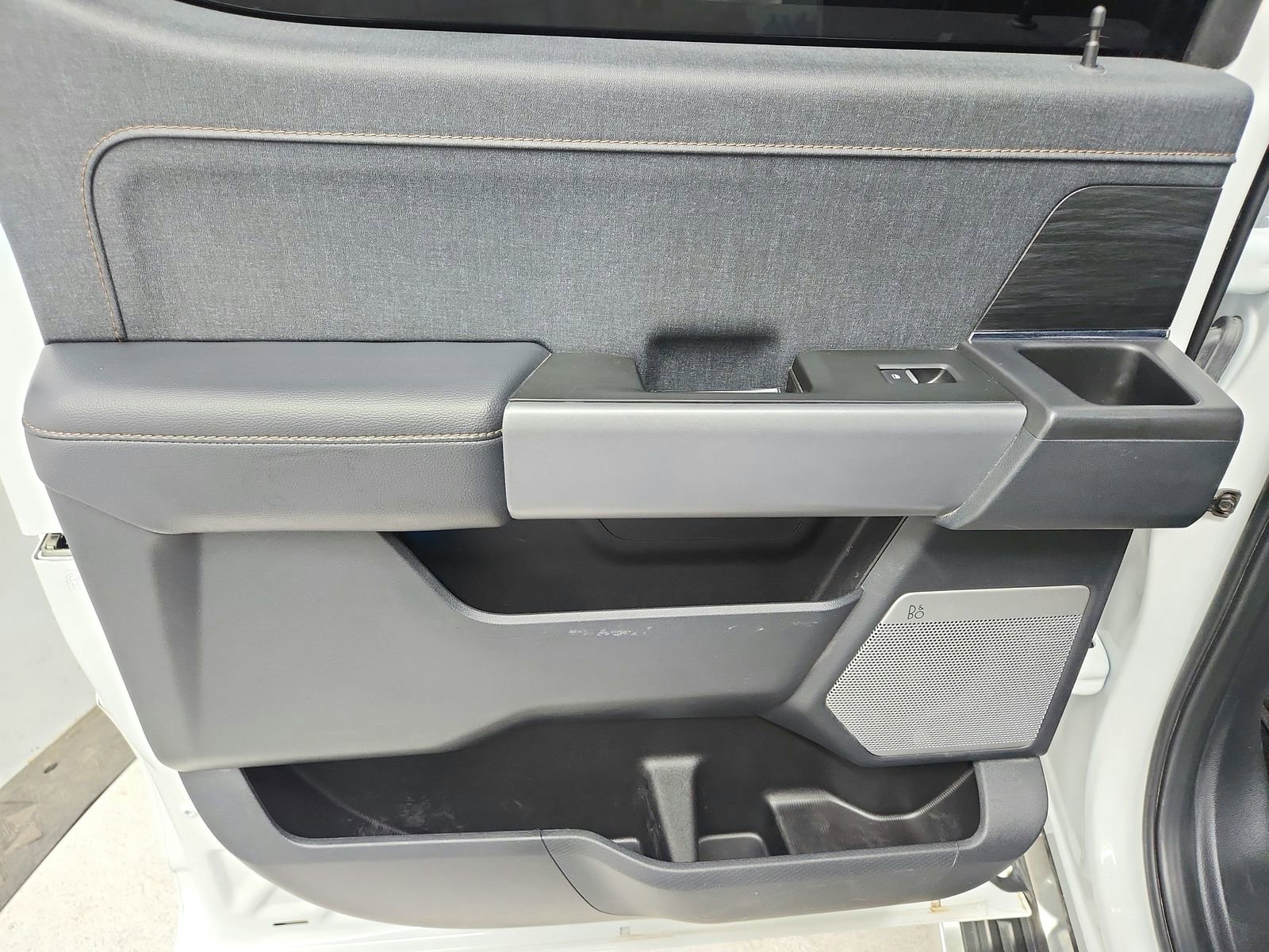 Used 2024 Ford F150 Lariat w/ Tow/Haul Package image 37