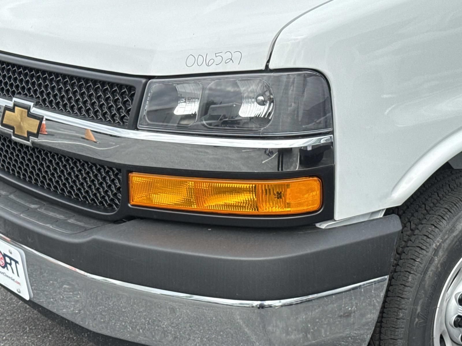 New 2026 Chevrolet Express 3500 w/ Power Convenience Package RWD image 7