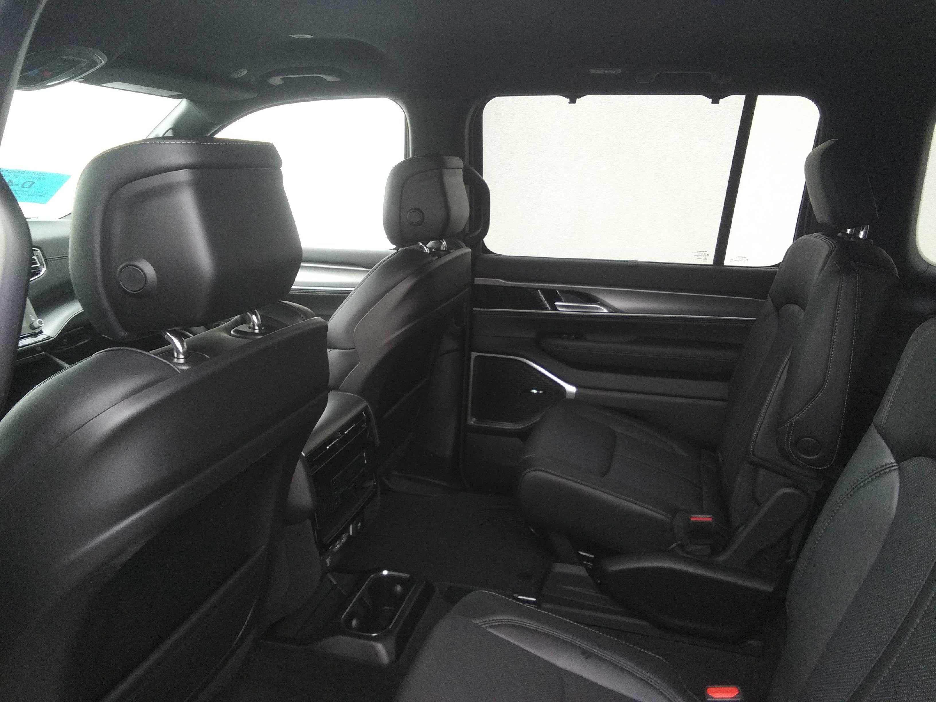 New 2026 Jeep Grand Wagoneer L Limited image 11