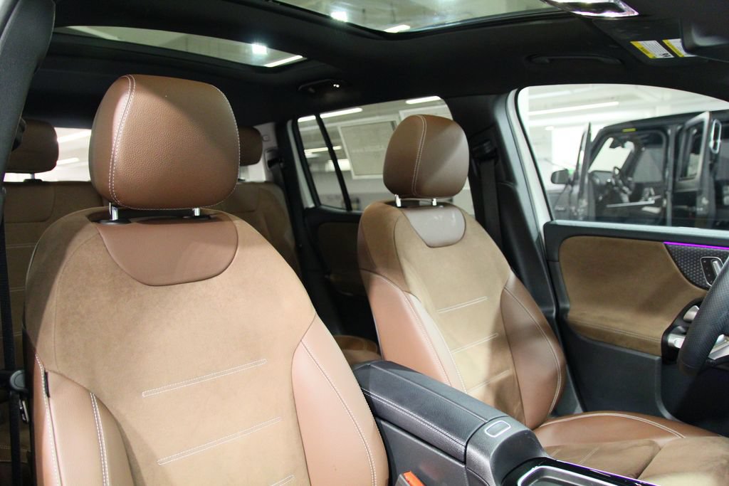 Certified 2024 Mercedes-Benz GLB 250 4MATIC image 23