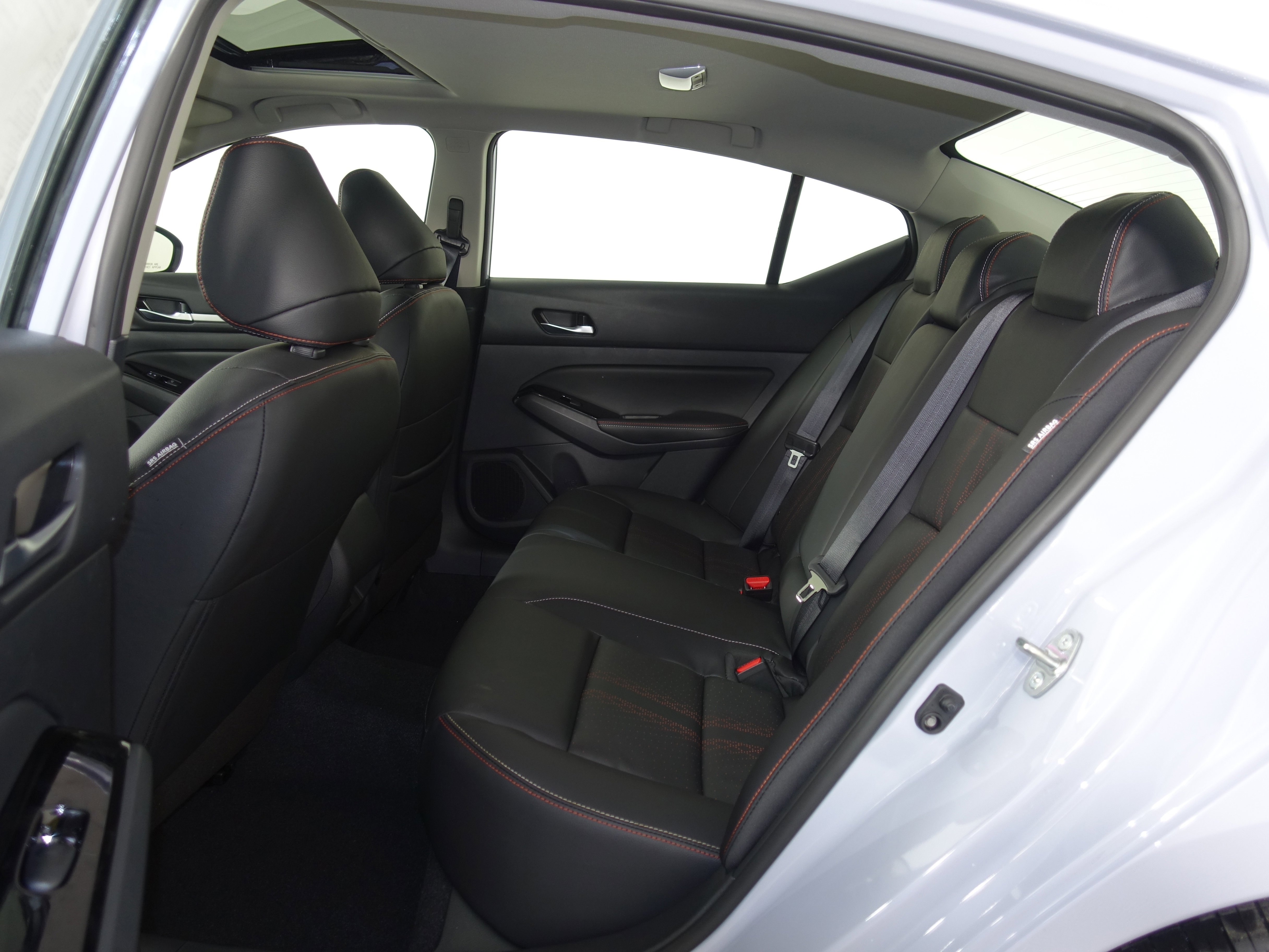 New 2025 Nissan Altima 2.5 SR image 7