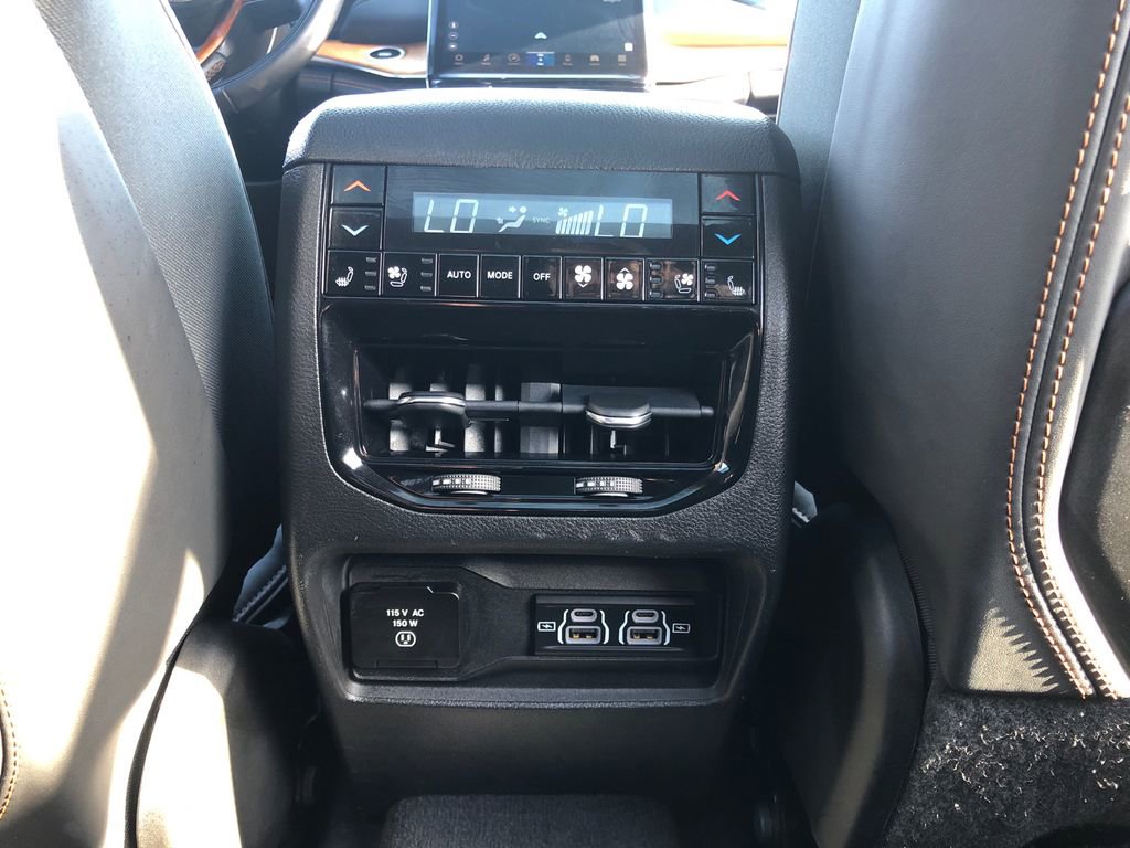 Certified 2022 Jeep Grand Cherokee L Summit image 29