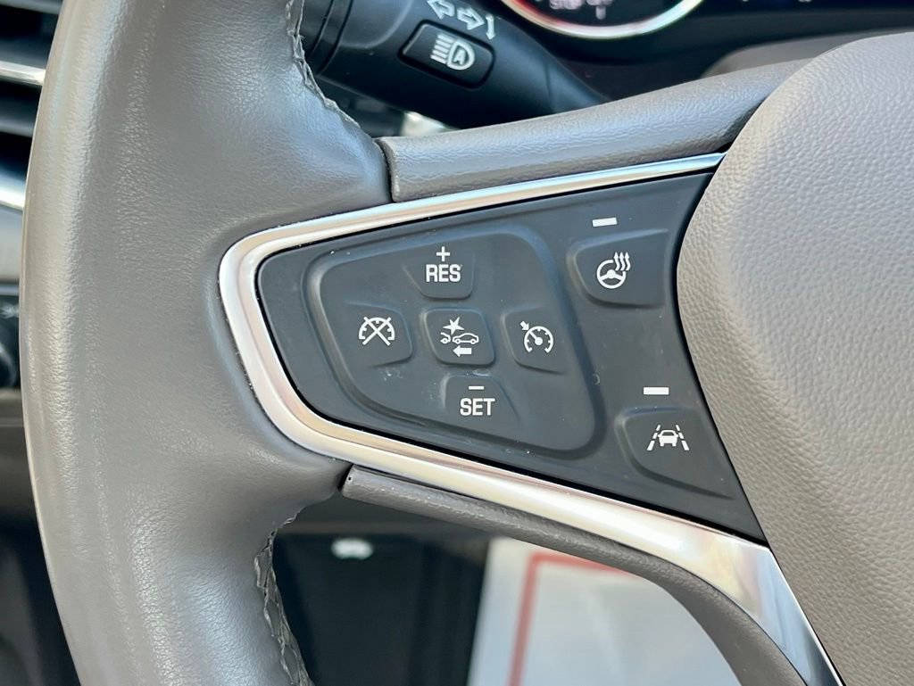 Used 2024 Chevrolet Malibu LT image 22