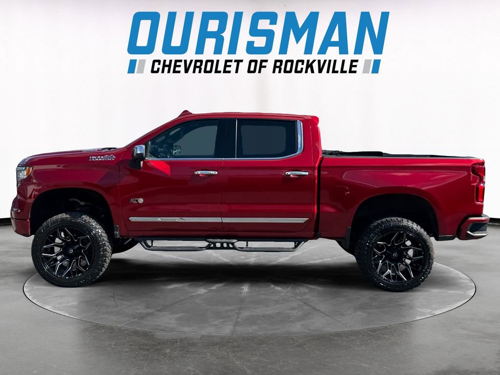 Used 2023 Chevrolet Silverado 1500 High Country w/ High Country Premium Package AWD/4WD image 3