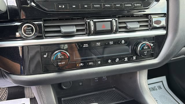 Certified 2024 Nissan Pathfinder SL w/ SL Premium Package AWD/4WD image 18