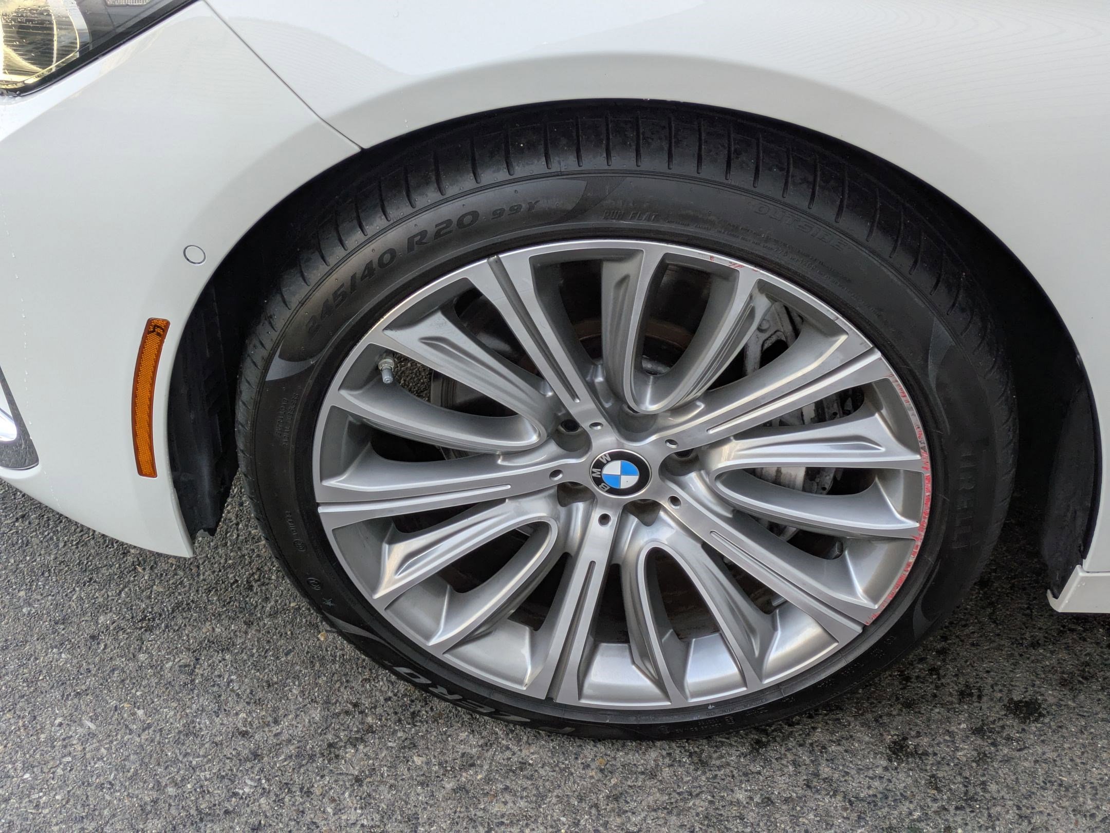 Used 2022 BMW 750i xDrive image 11