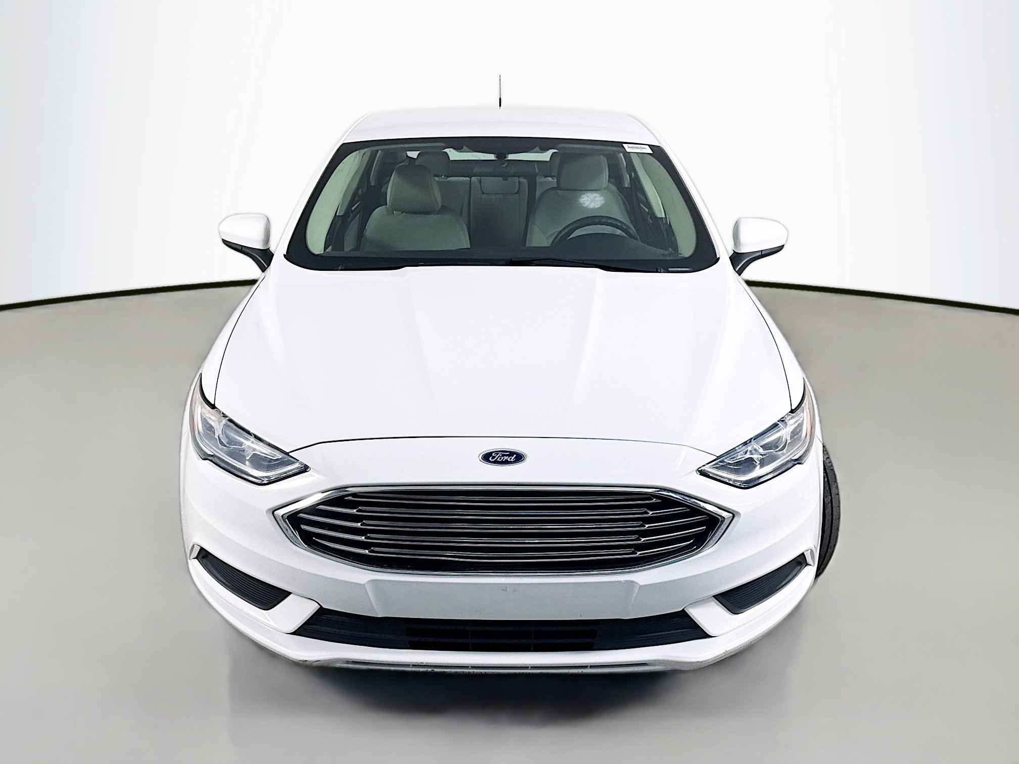 Used 2018 Ford Fusion S image 2