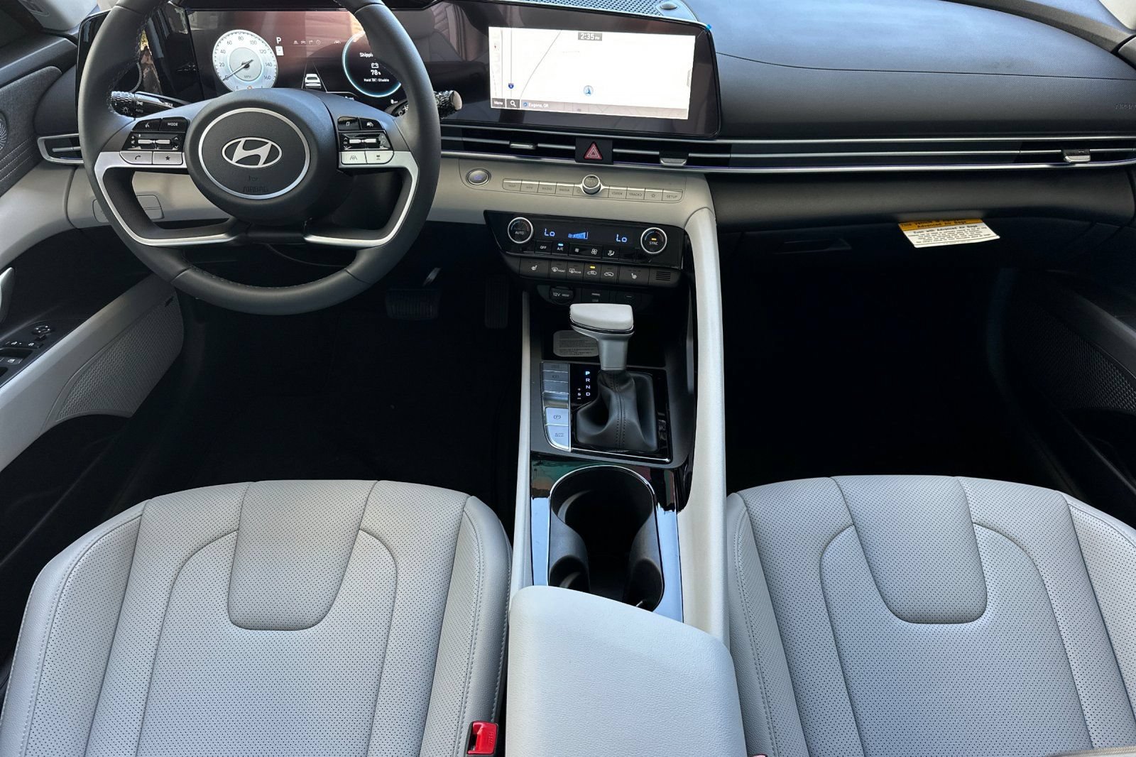 New 2026 Hyundai Elantra Limited FWD image 12