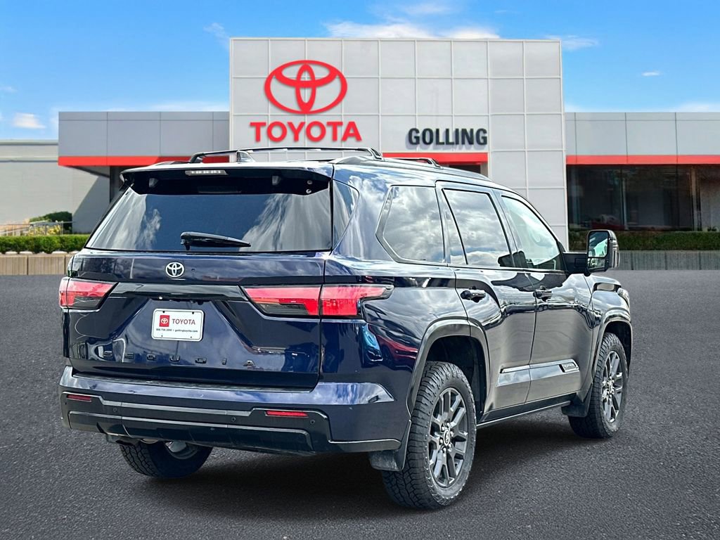 Used 2023 Toyota Sequoia Platinum AWD/4WD image 5