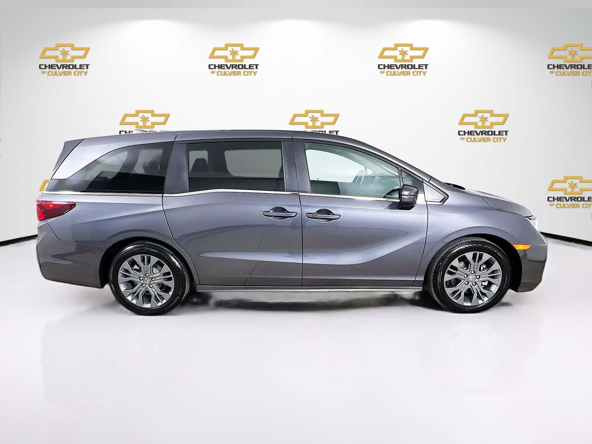 Used 2025 Honda Odyssey Touring image 8
