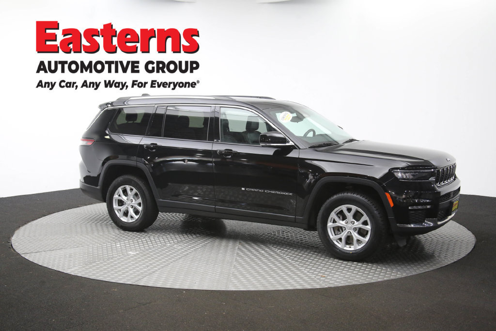 Used 2023 Jeep Grand Cherokee L Limited AWD/4WD image 52