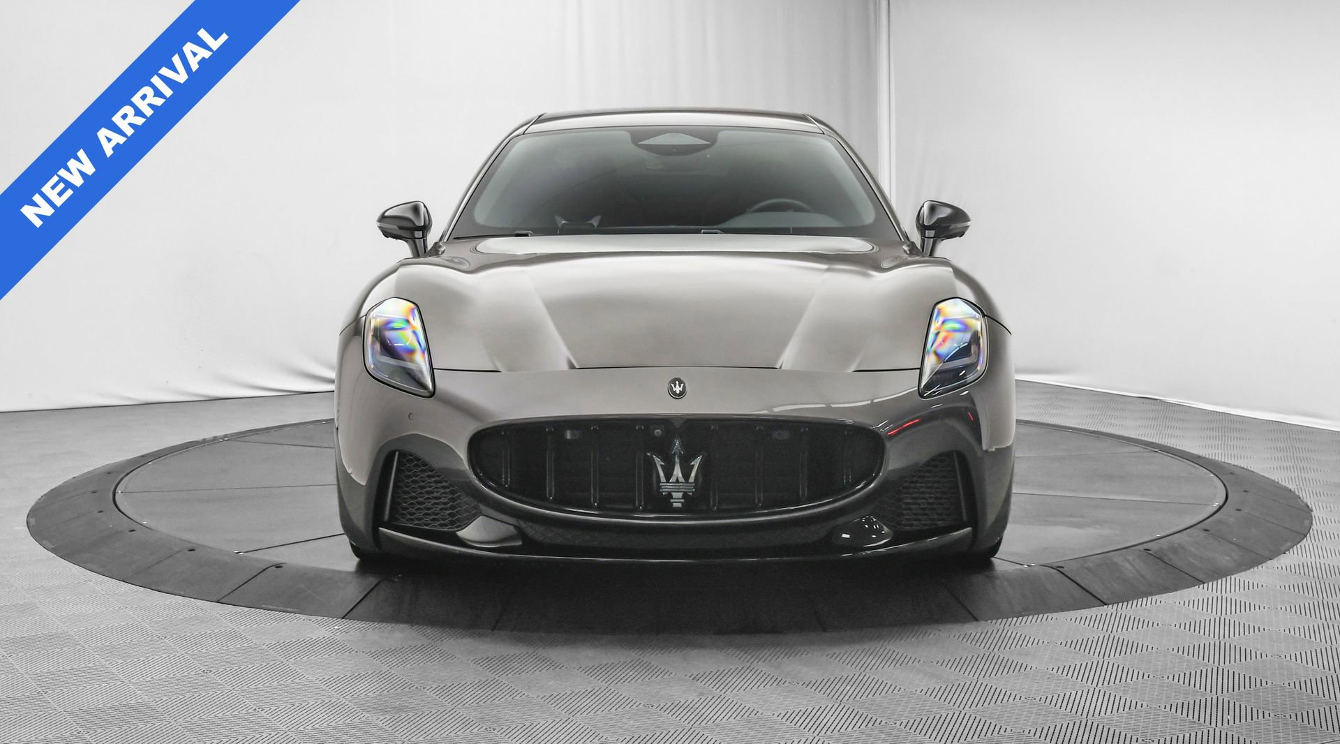 Used 2024 Maserati GranTurismo Modena image 2