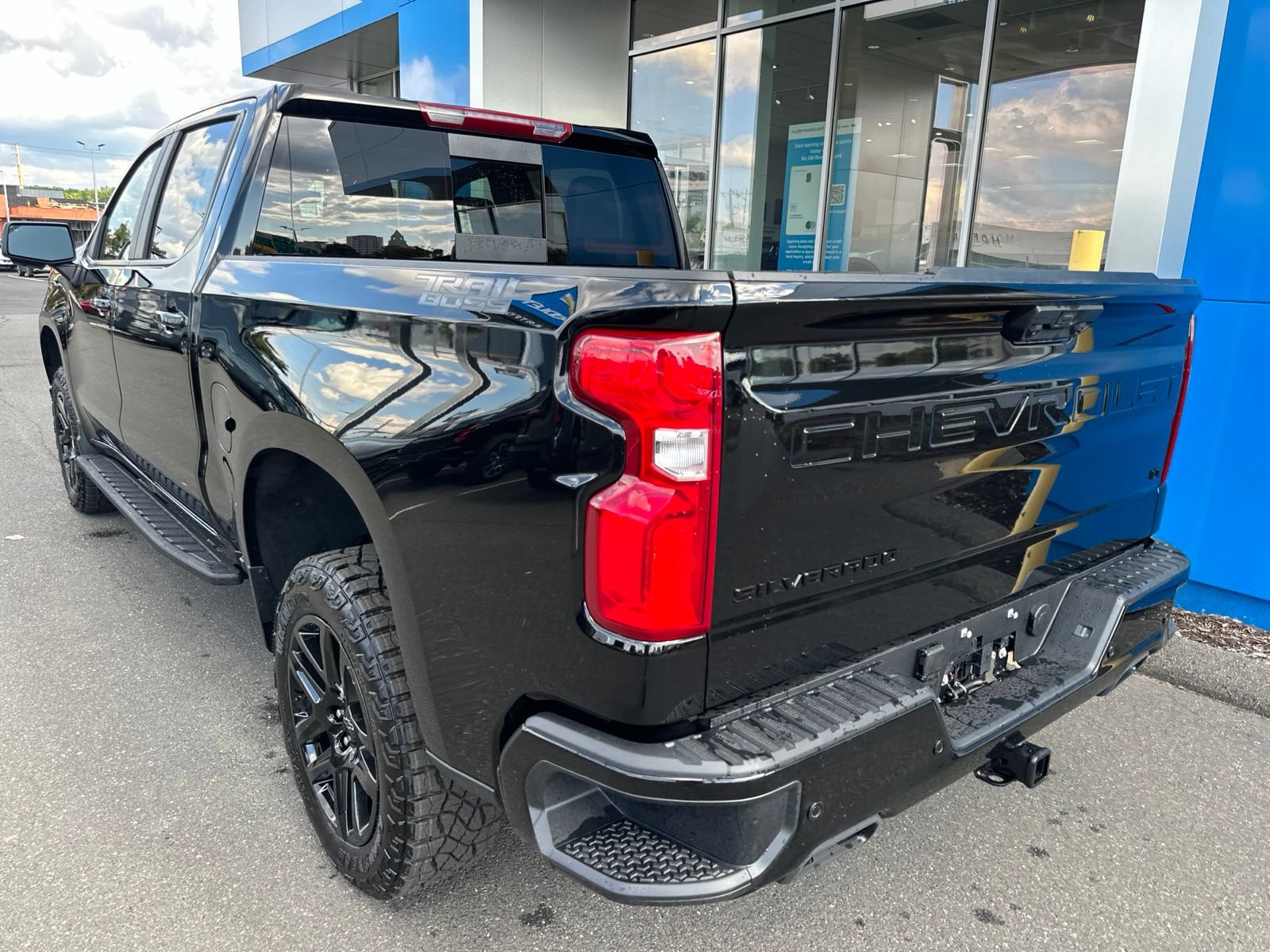 New 2026 Chevrolet Silverado 1500 LT Trail Boss w/ LT Trail Boss Premium Package AWD/4WD image 8