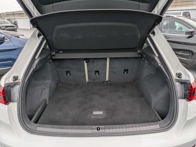 Used 2023 Audi Q3 2.0T Premium AWD/4WD image 13