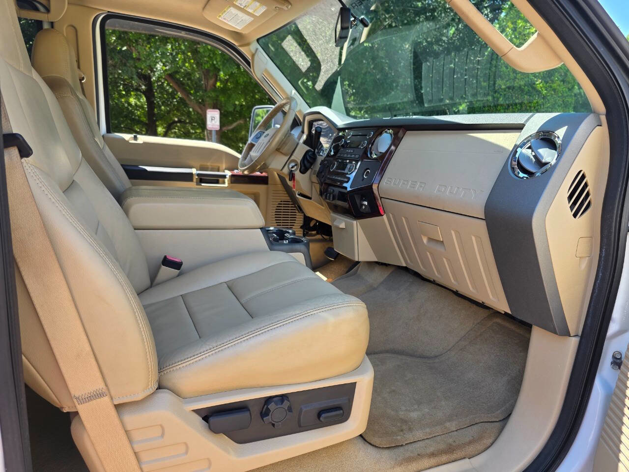 Used 2009 Ford F350 Lariat image 36