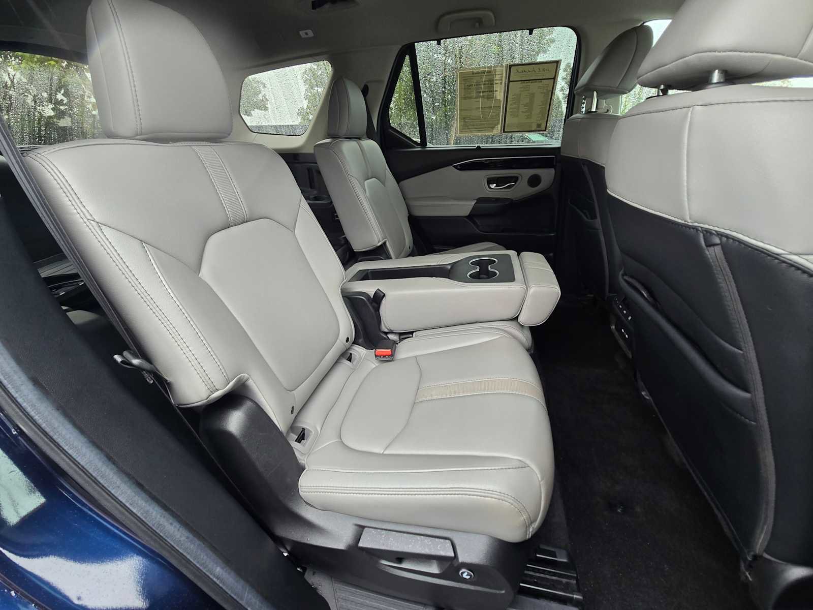 Used 2025 Honda Pilot EX-L image 14