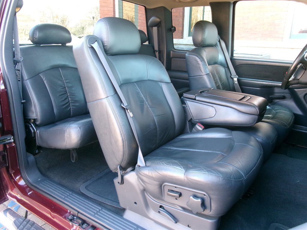 Used 1999 Chevrolet Silverado 1500 LS w/ Firm Ride Suspension Pkg image 19