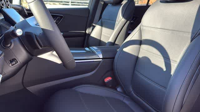 Certified 2026 Mercedes-Benz GLC 300 4MATIC image 14