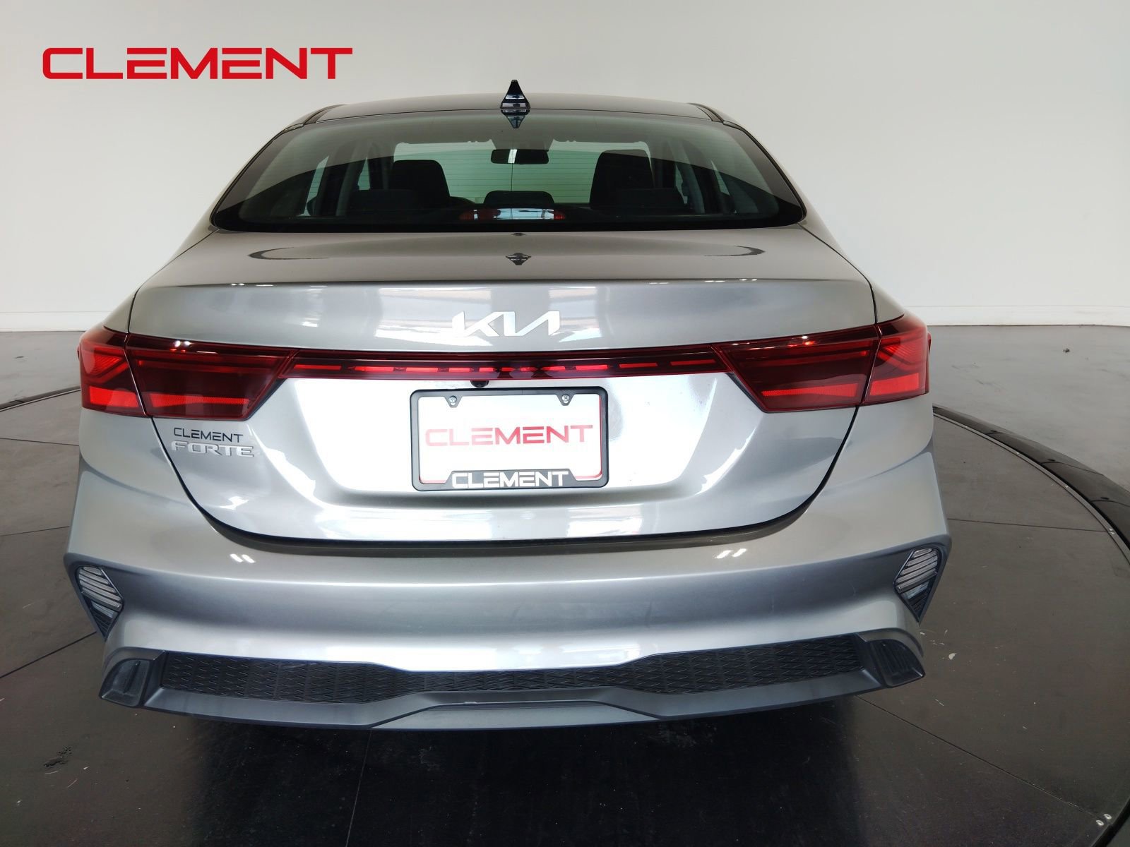 Used 2022 Kia Forte LXS image 7