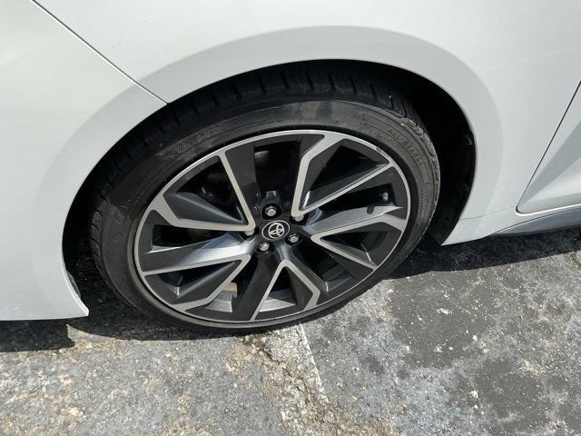 Used 2020 Toyota Corolla SE FWD image 13