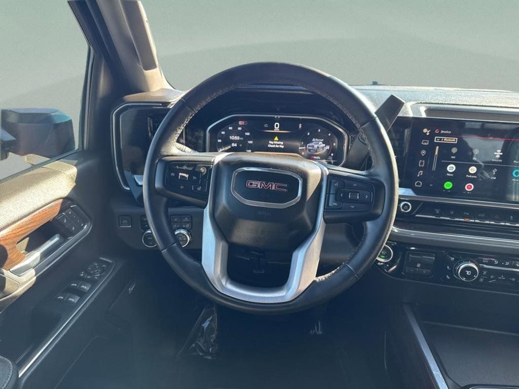 Used 2024 GMC Sierra 2500 SLT w/ SLT Premium Package image 33