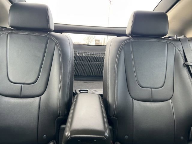 Used 2014 Chevrolet Volt Premium w/ Premium Trim Package image 28