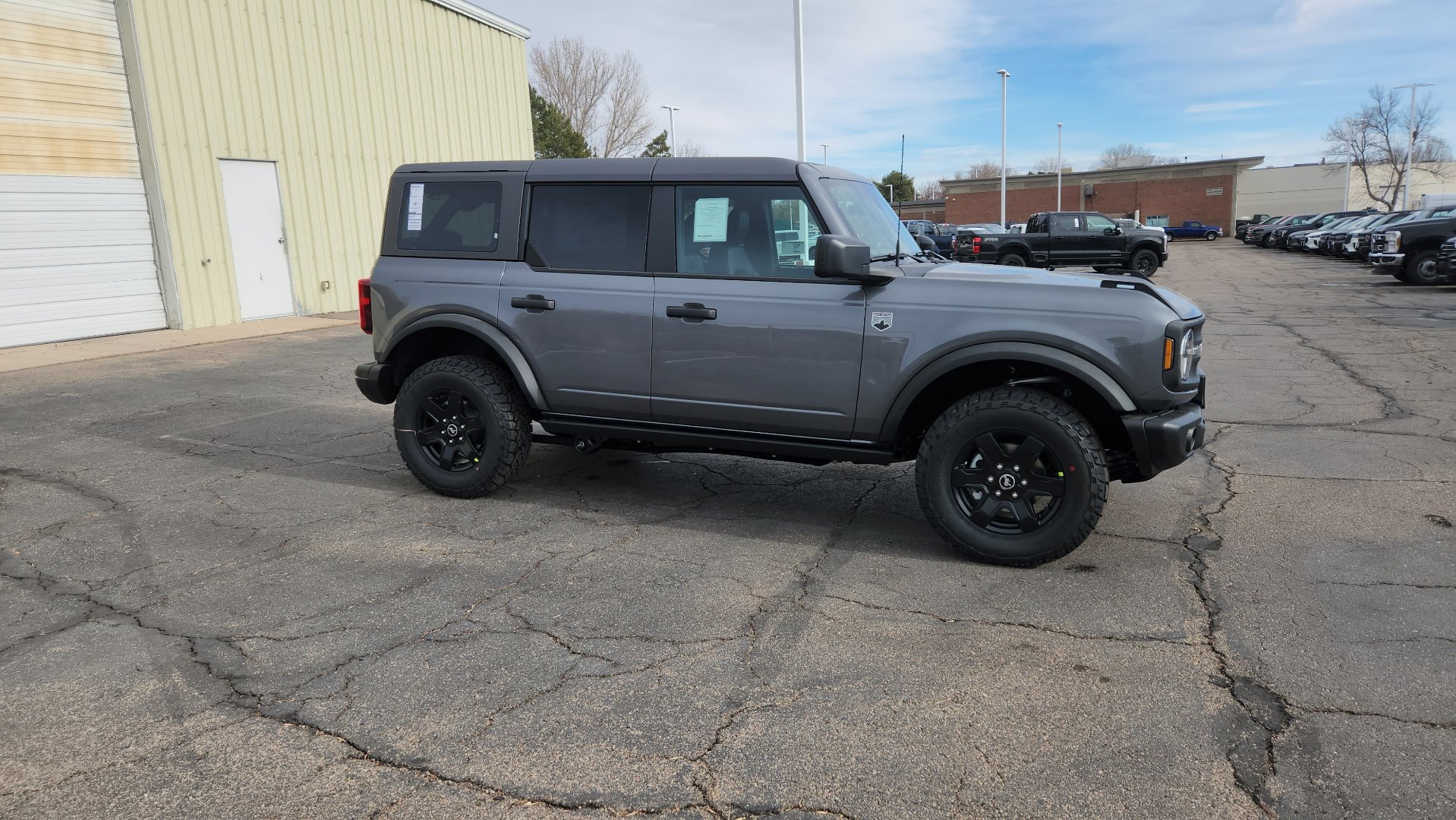 New 2025 Ford Bronco Big Bend w/ Black Diamond Package image 16