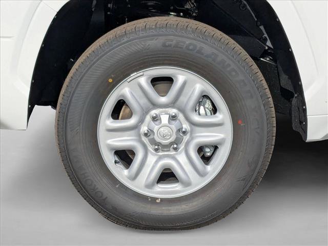 New 2026 Toyota Tundra SR image 10