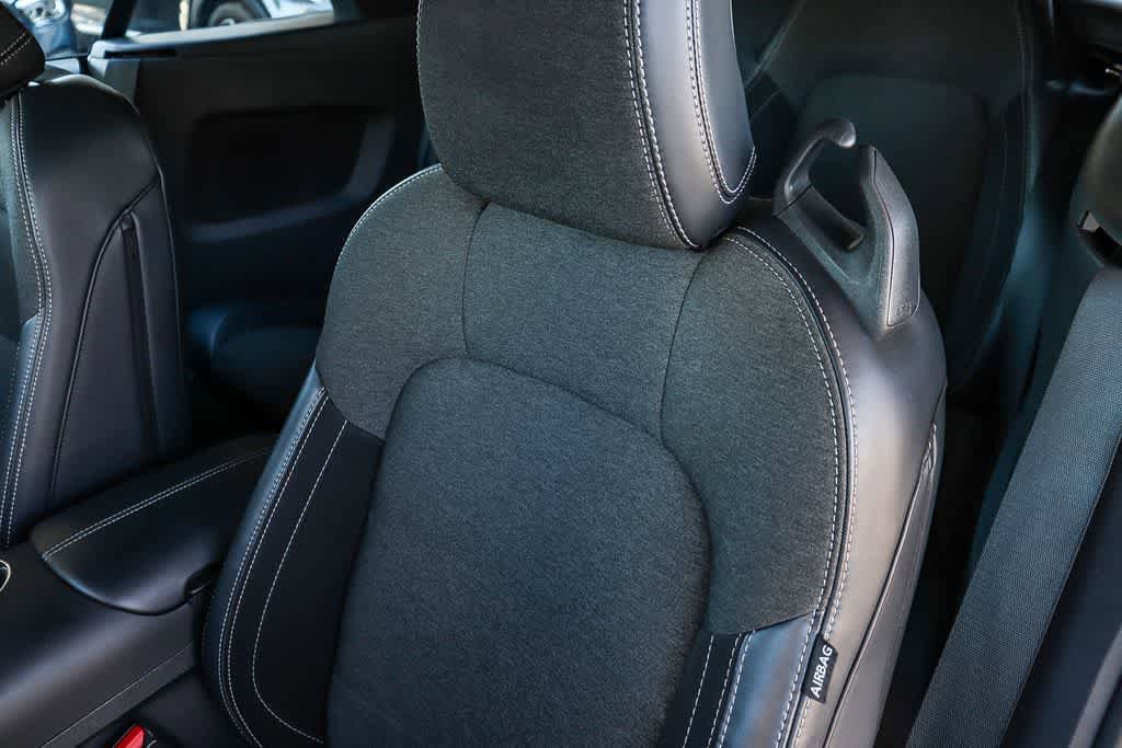 Used 2025 Ford Mustang Convertible image 33
