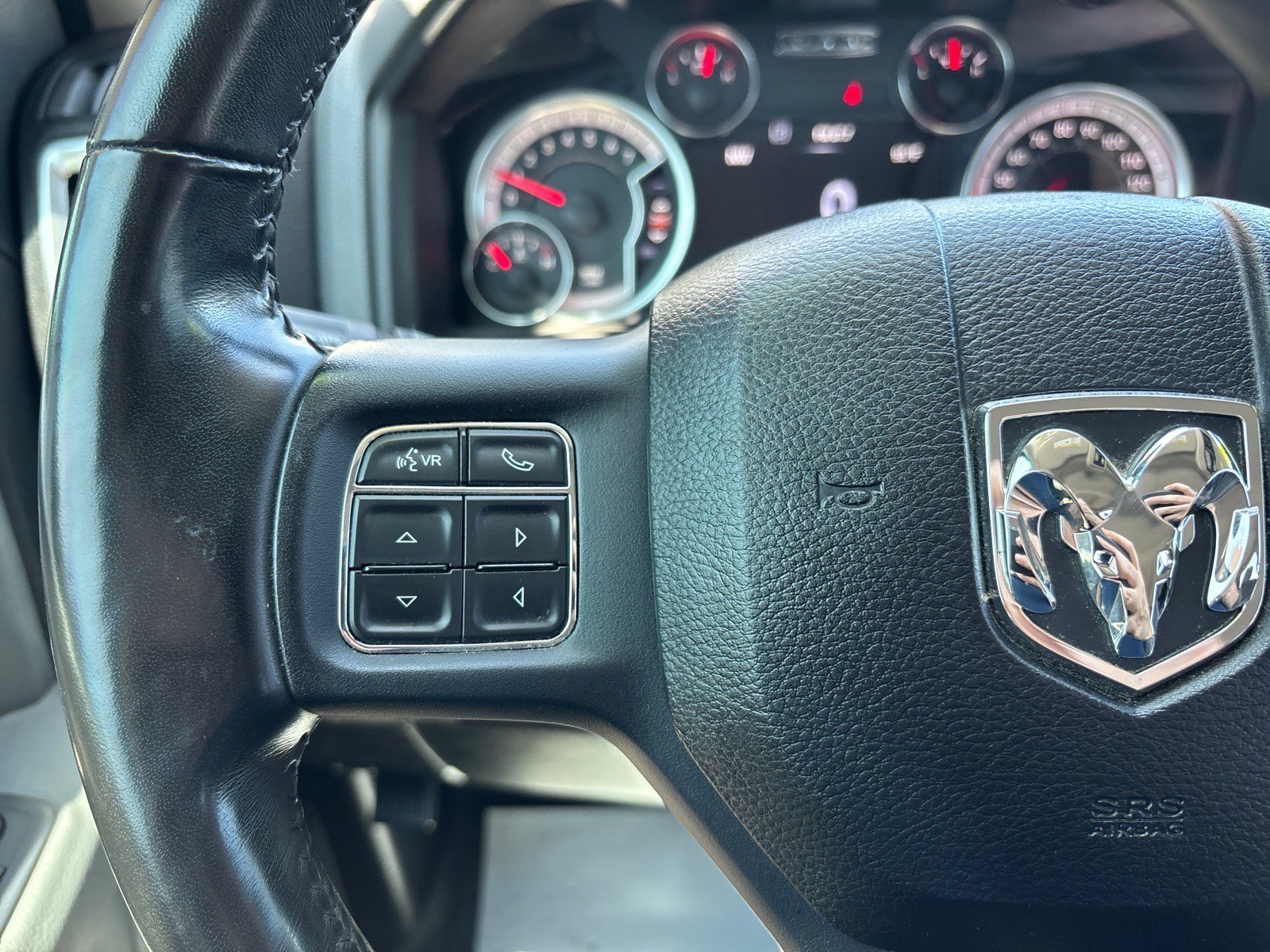 Used 2019 RAM 1500 Warlock AWD/4WD image 28