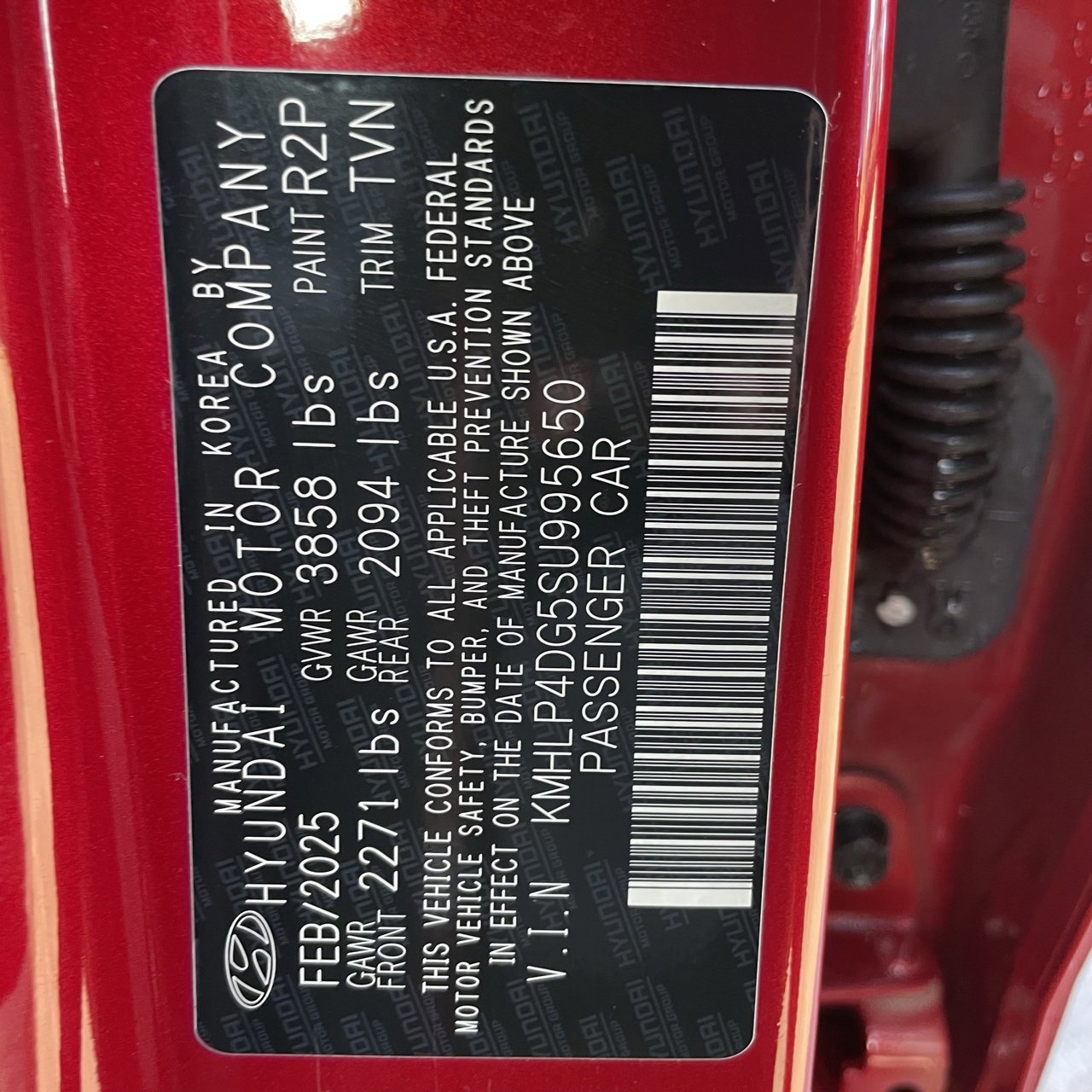 Used 2025 Hyundai Elantra Limited image 28