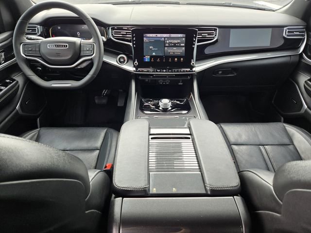 Used 2023 Jeep Wagoneer 4WD image 13