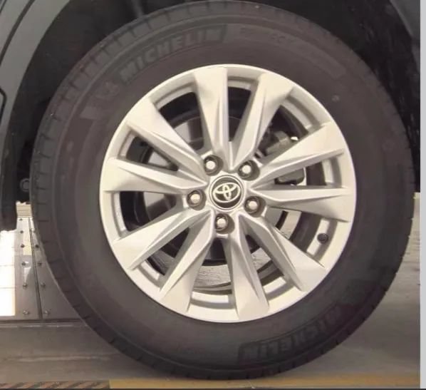 Used 2022 Toyota Corolla Cross LE FWD image 14
