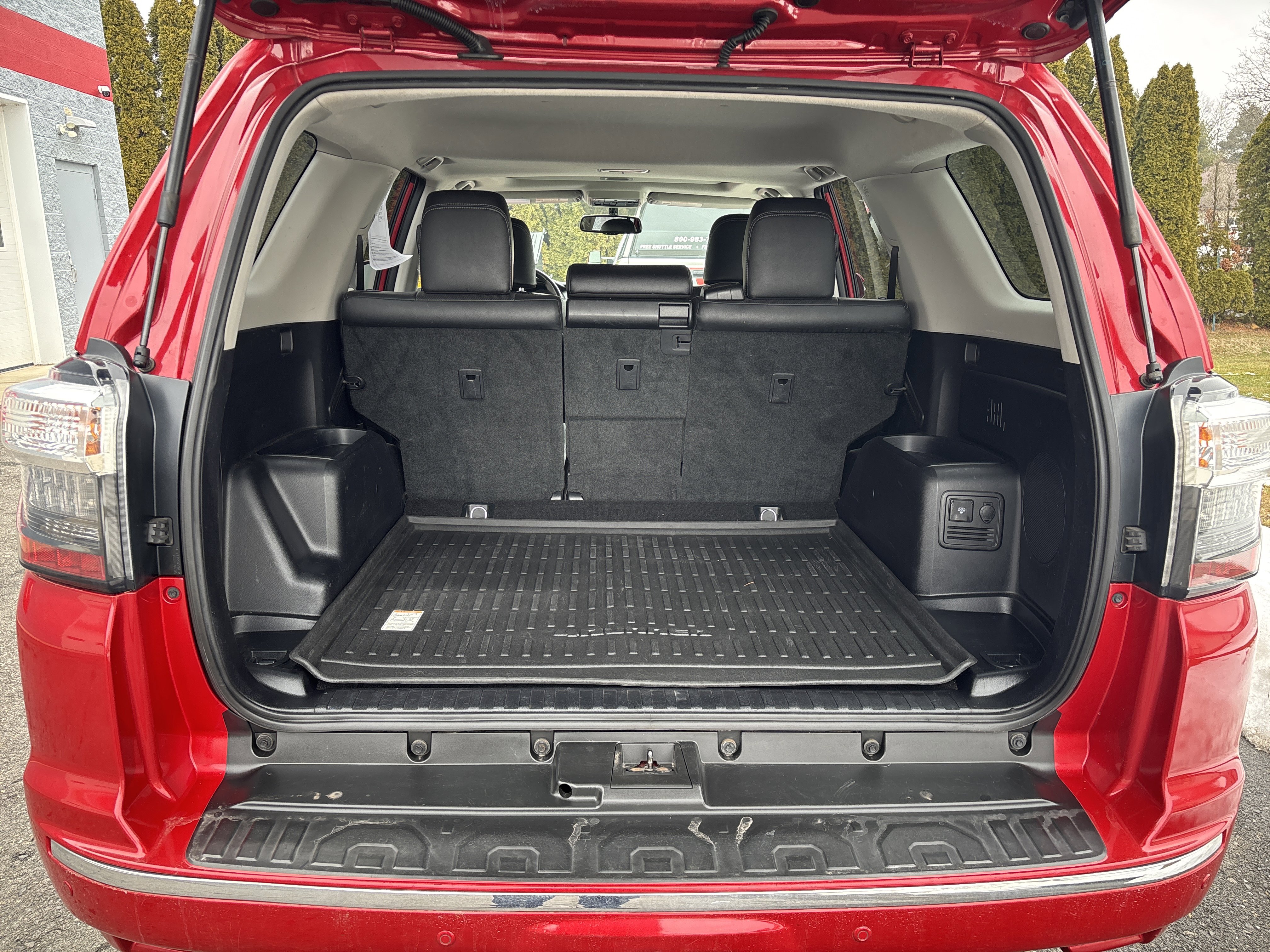 Used 2016 Toyota 4Runner Limited image 5