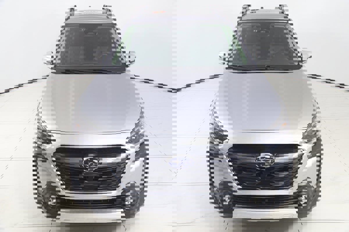 Used 2025 Subaru Outback Touring XT image 54