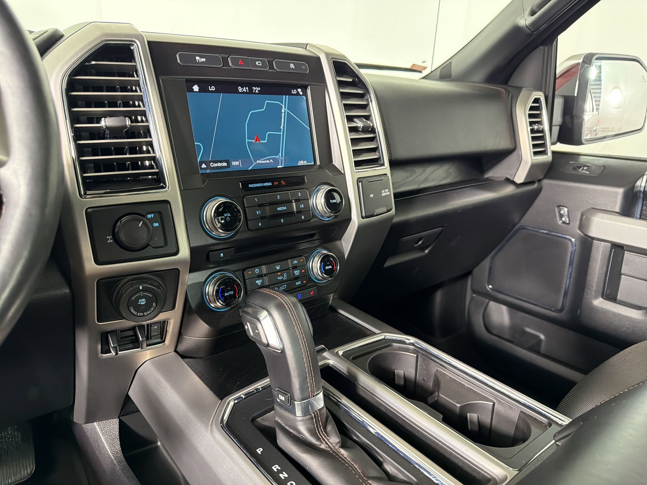 Used 2018 Ford F150 Platinum w/ Equipment Group 701A Luxury RWD image 25