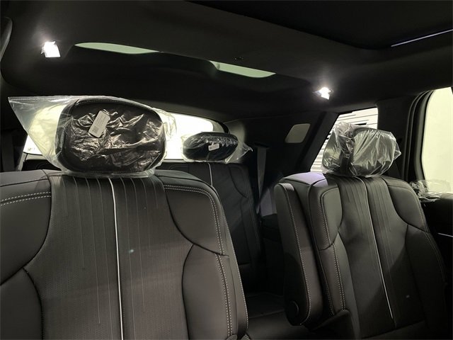 New 2026 Cadillac Vistiq Sport w/ LPO, Floor Liner Package image 25