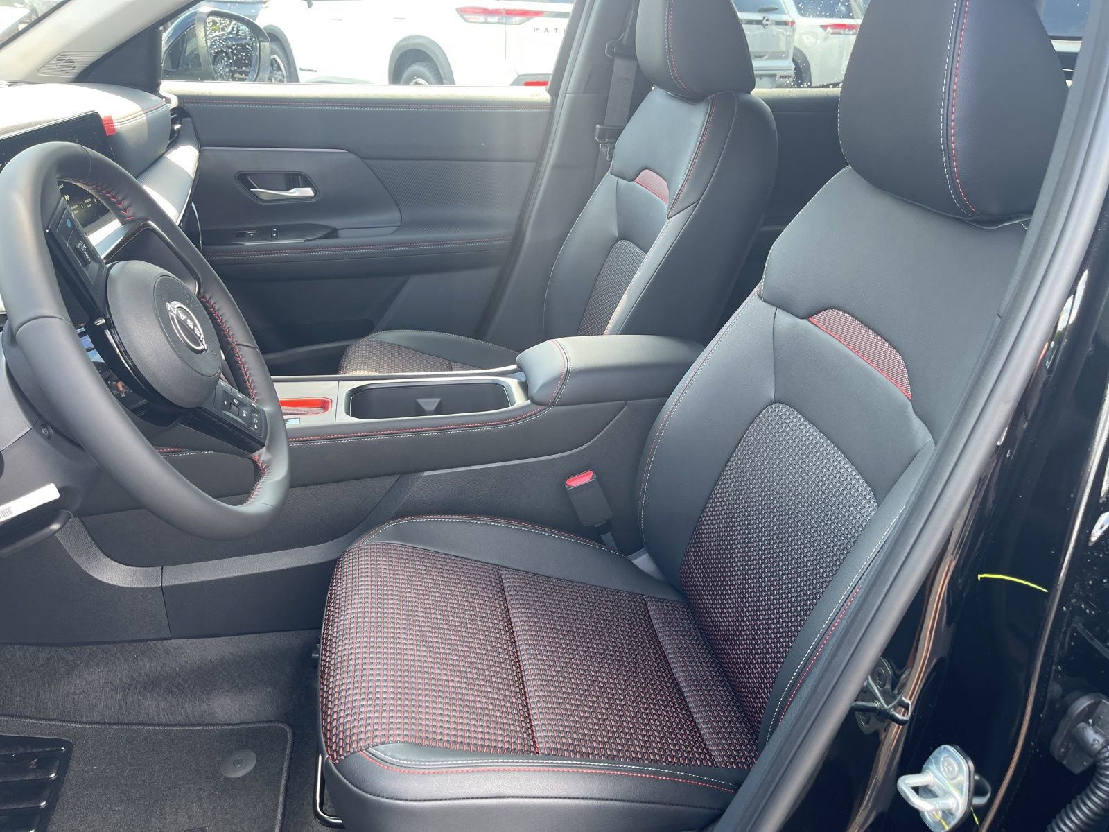 New 2026 Nissan Kicks SR w/ Cold Weather Package image 16