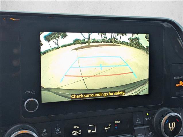 Certified 2023 Toyota Highlander XLE image 13