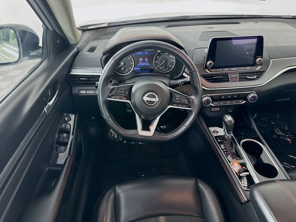 Used 2024 Nissan Altima 2.5 SR FWD image 28